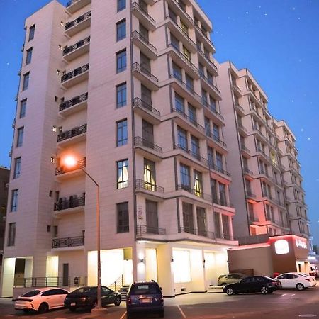 De Iris Regency Fahaheel Appartement Koeweit Buitenkant foto
