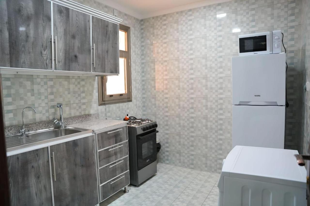 De Iris Regency Fahaheel Appartement Koeweit Buitenkant foto