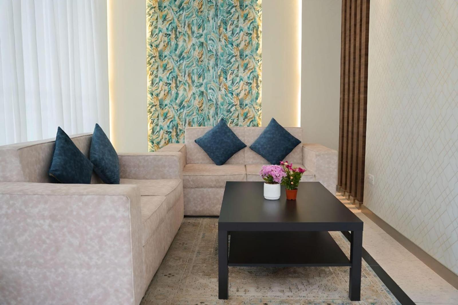 De Iris Regency Fahaheel Appartement Koeweit Buitenkant foto
